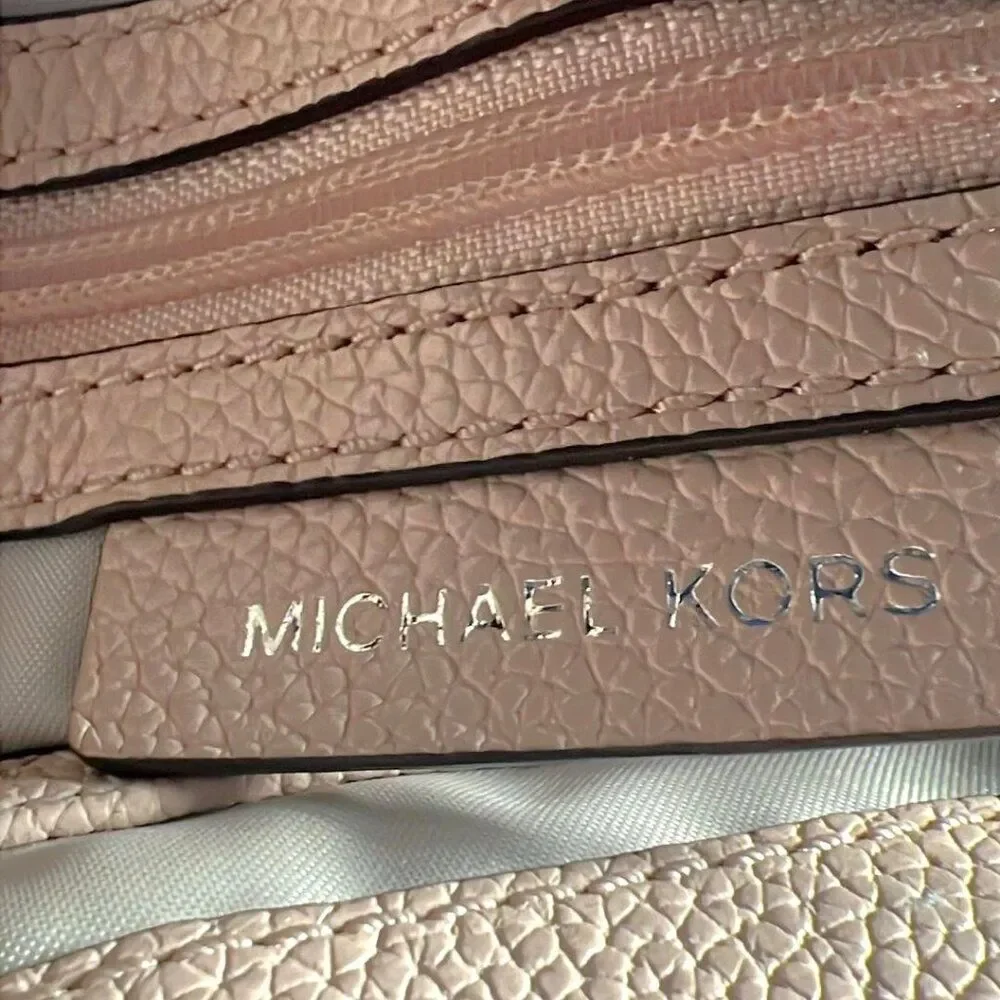 Michael Kors Crossbody - Production Sample